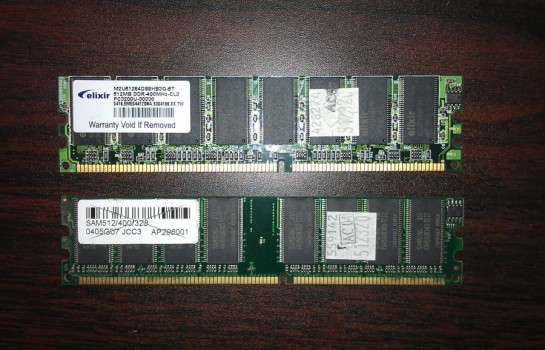 modele-marque-memoire-vive-ram-numero-serie