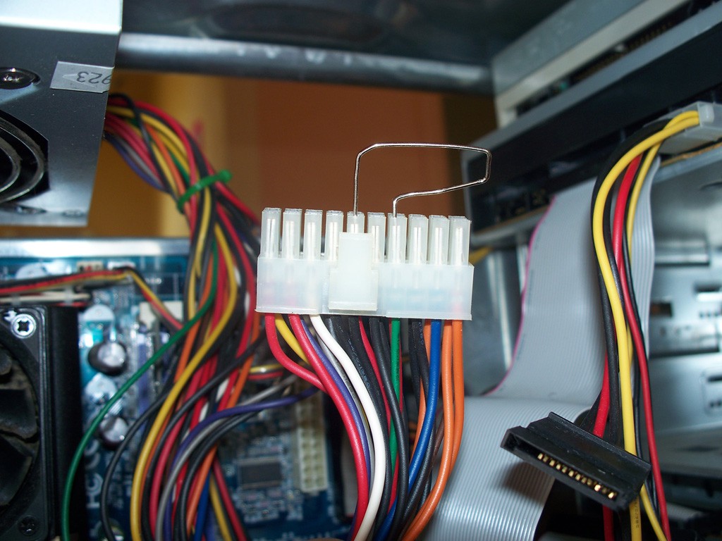 relier-trombone-connecteur-atx-tester-bloc-alimentation-carte-mere