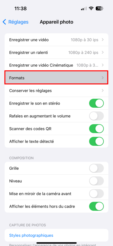 sur l'iPhone Réglages > Appareil photo > Formats
