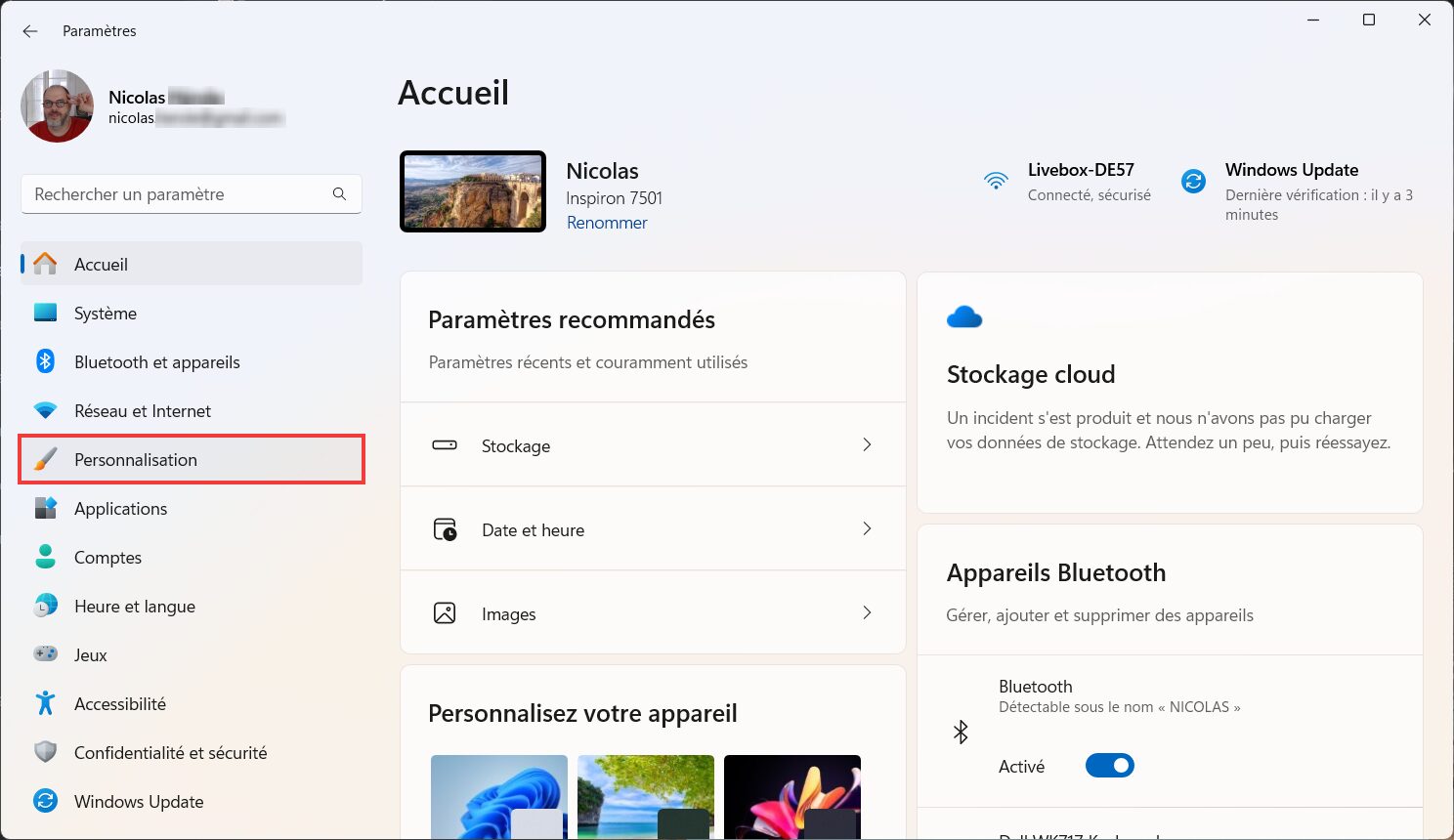 Ouvrir Paramètres et entrer dans Personnalisation.
